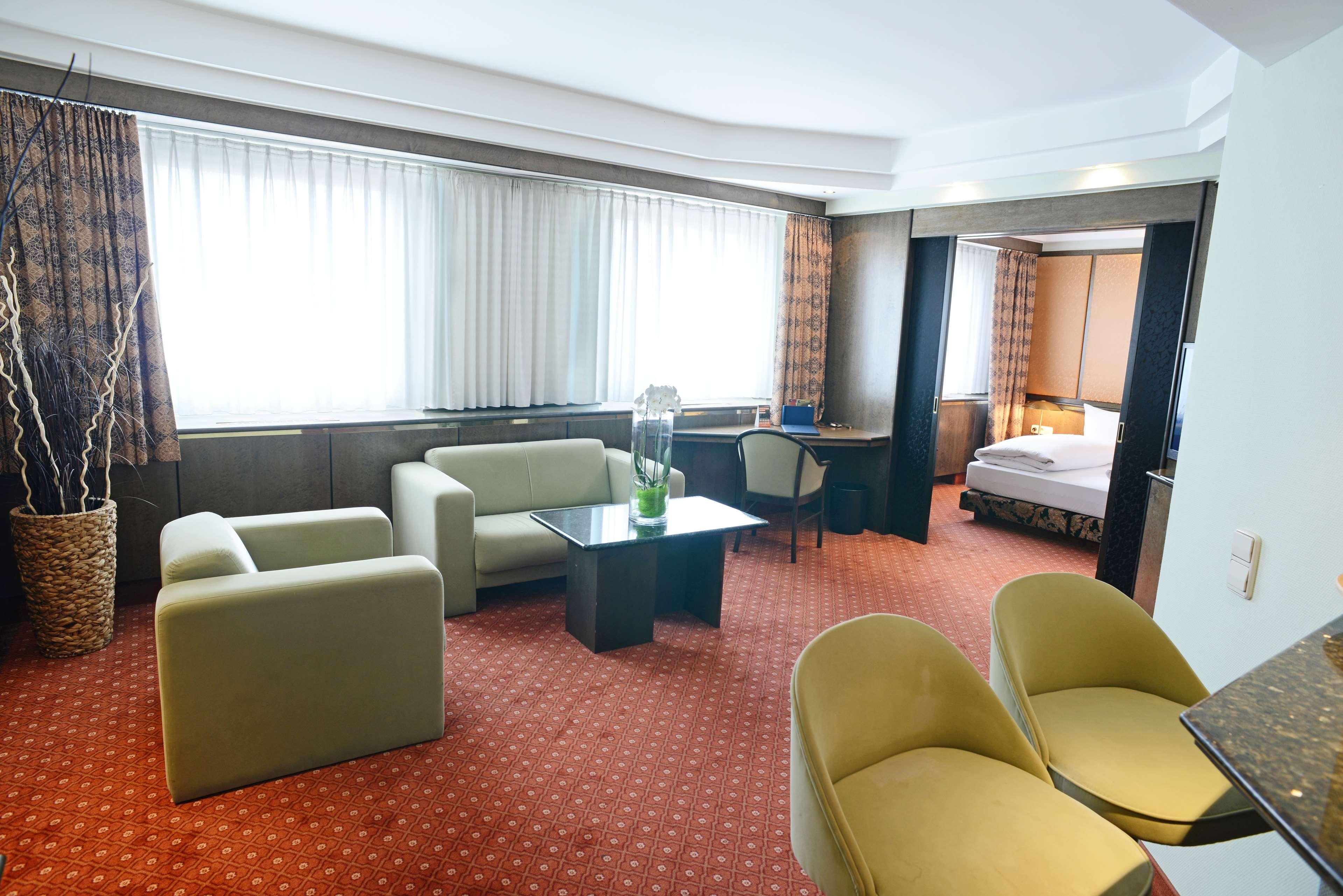 ท็อป คองเกรสโฮเทล ยุโรป Hotel สตุตการ์ต ภายนอก รูปภาพ
