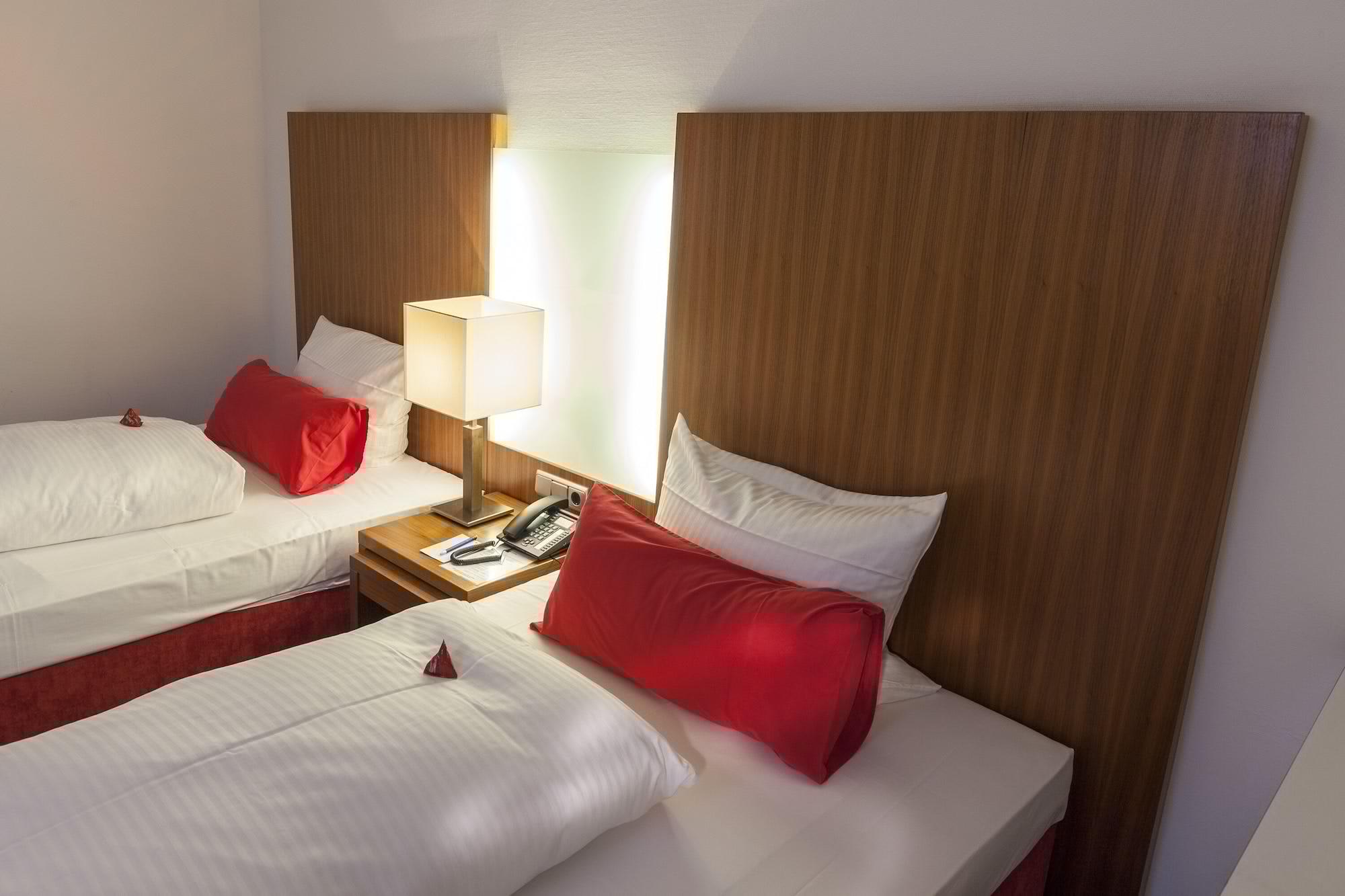 ท็อป คองเกรสโฮเทล ยุโรป Hotel สตุตการ์ต ภายนอก รูปภาพ